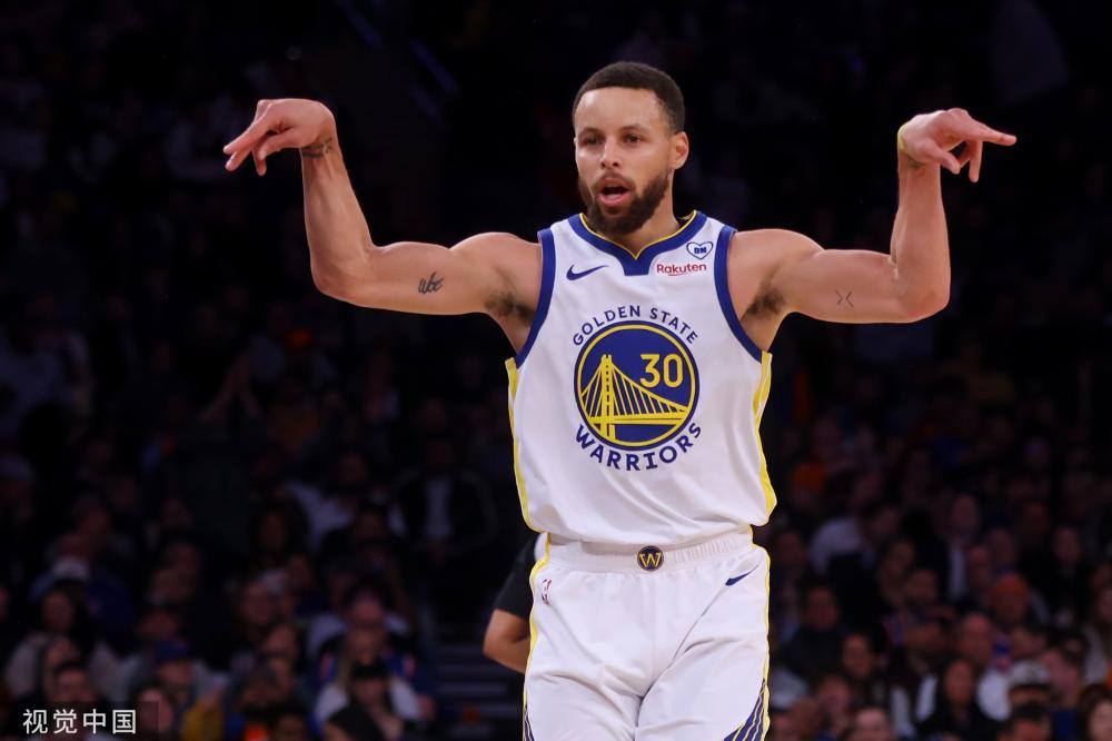 在一个充满 在一个充满