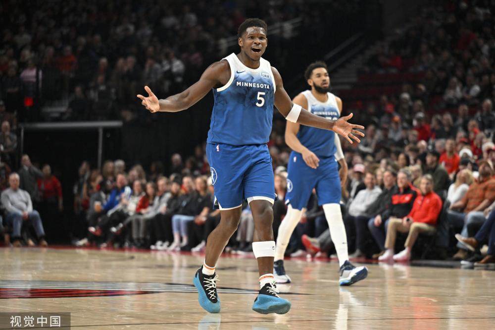 球迷和评论 球迷和评论