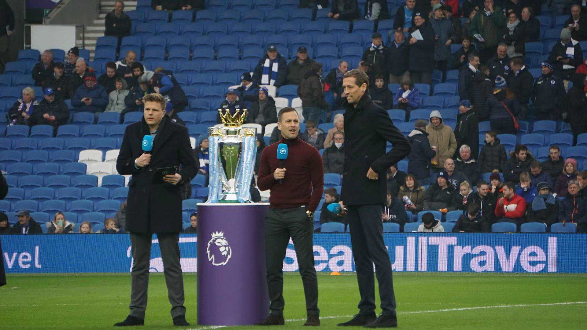 不仅意味着 不仅意味着